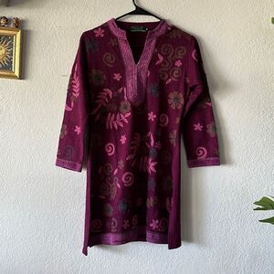 1954 Fort Collins Size M Purple Embroidered Tunic